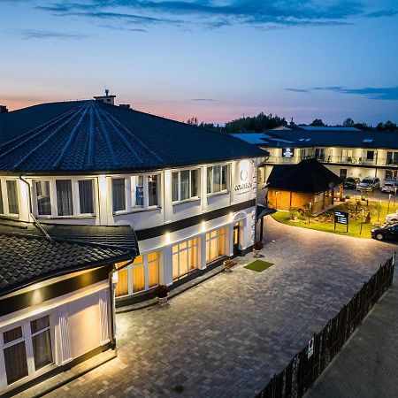 Hotel Coloseum Jarosław Buitenkant foto